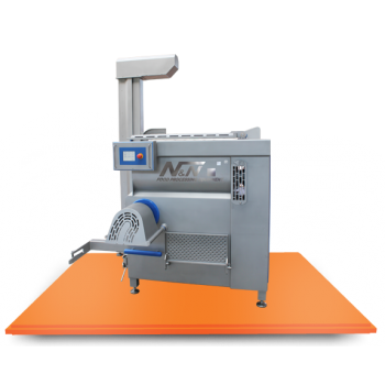 NADRATOWSKI KARIŞTIRICLI KIYMA MAKİNESİ MG 450/160